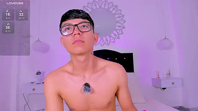 Snapshot of CodyTwink chatting on 13, 2, 2026 CodyTwink online show from 13, 2, 2026