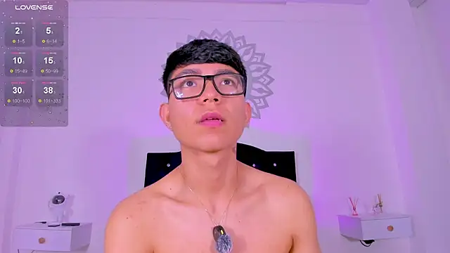 Snapshot of CodyTwink chatting on 18, 2, 2026 CodyTwink online show from 18, 2, 2026