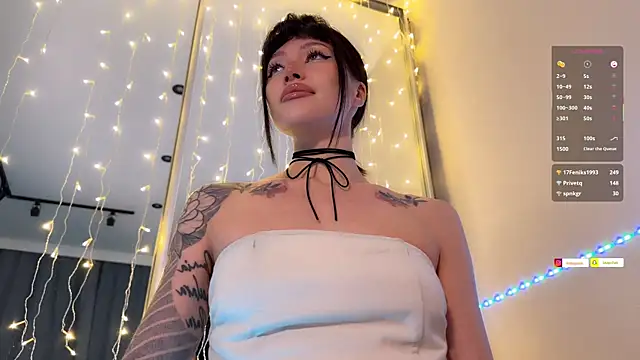 Snapshot of ellie_miu chatting on 12, 1, 2026 ellie miu online show from 12, 1, 2026