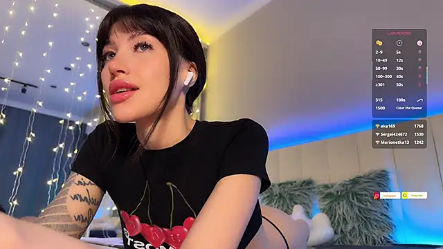 Snapshot of ellie_miu chatting on 16, 2, 2026 ellie miu online show from 16, 2, 2026