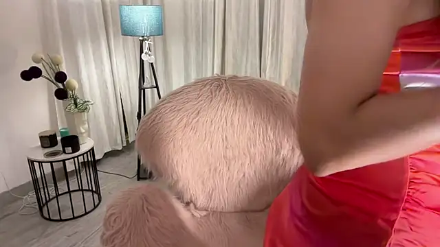 Unique-Beauty online show from 11, 1, 2025