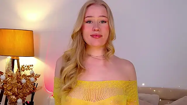 Snapshot of JuliaJaee chatting on 9, 1, 2025 JuliaJaee online show from 9, 1, 2025