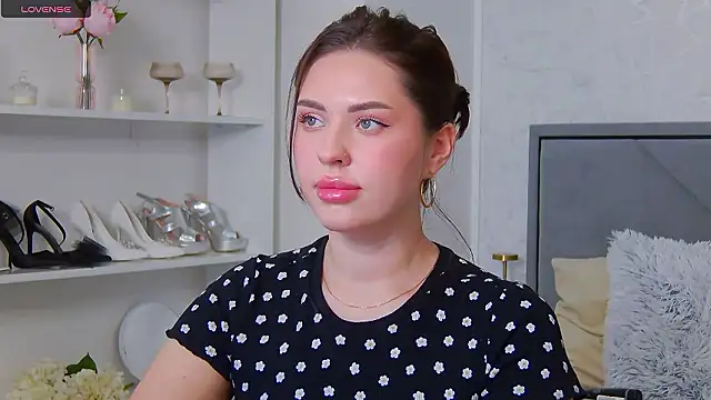 Snapshot of Alexyena chatting on 3, 12, 2024 Alexyena online show from 3, 12, 2024