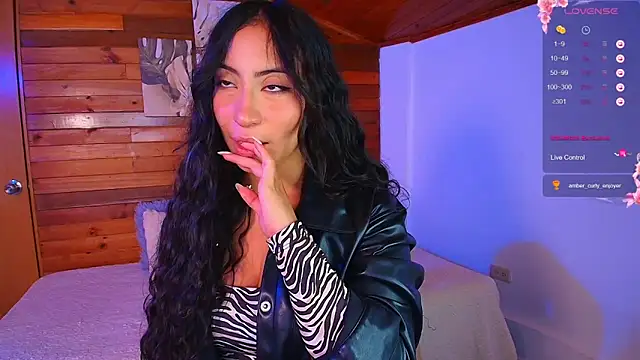 amber curly online show from 14, 10, 2025