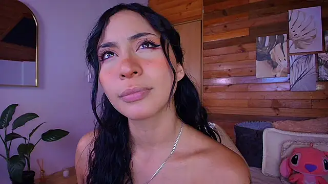 amber curly online show from 13, 5, 2026