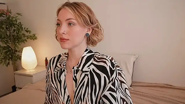 kris69kiss online show from 8, 4, 2026