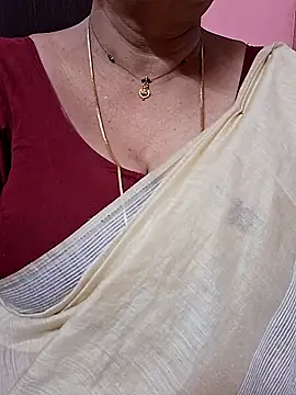 ananya956 online show from 2, 4, 2026