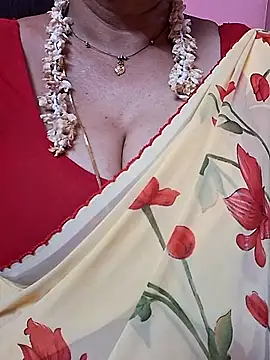 Snapshot of ananya956 chatting on 25, 4, 2026 ananya956 online show from 25, 4, 2026