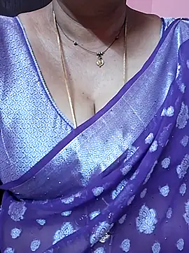 Snapshot of ananya956 chatting on 25, 4, 2026 ananya956 online show from 25, 4, 2026