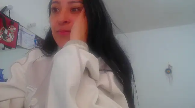 Snapshot of naughthyany16 chatting on 23, 12, 2024 naughthyany16 online show from 23, 12, 2024