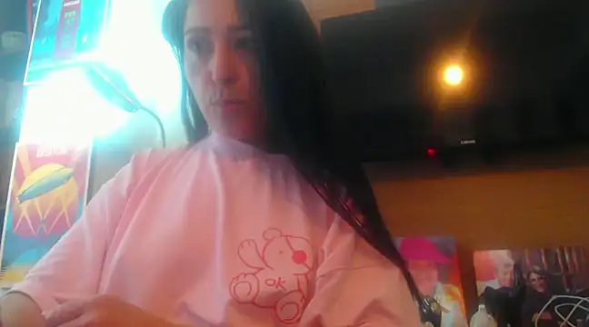 Snapshot of naughthyany16 chatting on 15, 1, 2025 naughthyany16 online show from 15, 1, 2025