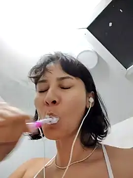 Snapshot of Ramona_Flower chatting on 9, 12, 2024 Ramona Flower online show from 9, 12, 2024