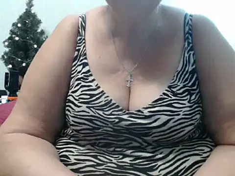 Snapshot of DeniseeRose chatting on 3, 12, 2024 DeniseeRose online show from 3, 12, 2024