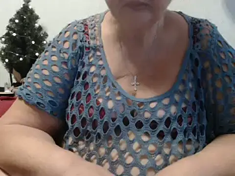 Snapshot of DeniseeRose chatting on 8, 12, 2024 DeniseeRose online show from 8, 12, 2024