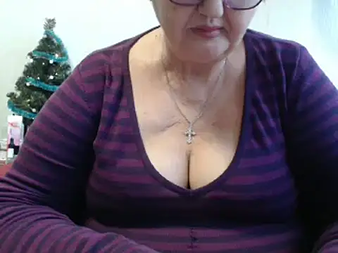 Snapshot of DeniseeRose chatting on 20, 12, 2024 DeniseeRose online show from 20, 12, 2024