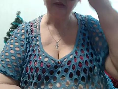 Snapshot of DeniseeRose chatting on 2, 1, 2025 DeniseeRose online show from 2, 1, 2025