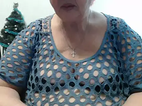 Snapshot of DeniseeRose chatting on 2, 1, 2025 DeniseeRose online show from 2, 1, 2025