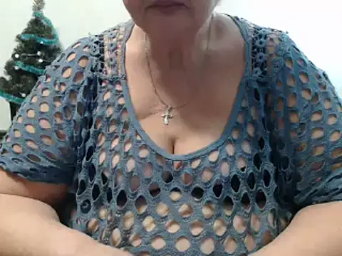 Snapshot of DeniseeRose chatting on 3, 1, 2025 DeniseeRose online show from 3, 1, 2025