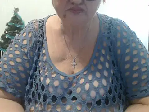 Snapshot of DeniseeRose chatting on 14, 1, 2025 DeniseeRose online show from 14, 1, 2025