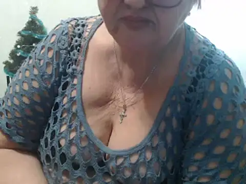 Snapshot of DeniseeRose chatting on 15, 1, 2025 DeniseeRose online show from 15, 1, 2025