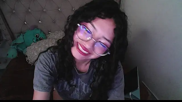 CherieCurl online show from 25, 11, 2025