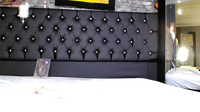 Malory Cortez online show from 20, 2, 2026