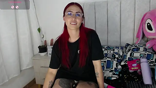 Snapshot of anny_roberts chatting on 26, 9, 2025 anny roberts online show from 26, 9, 2025