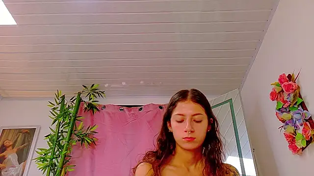 Snapshot of scarlet-jonesx chatting on 22, 6, 2026 scarlet-jonesx online show from 22, 6, 2026