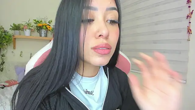 Starliee   online show from 8, 3, 2025