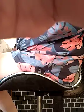 blondyaguar online show from 6, 2, 2025