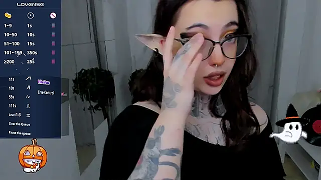 Dixi Pixi  online show from 14, 11, 2025