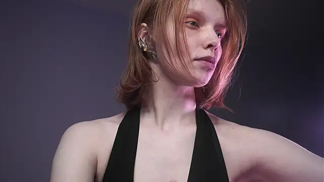 Snapshot of ginger_hugs chatting on 23, 2, 2025 ginger hugs online show from 23, 2, 2025