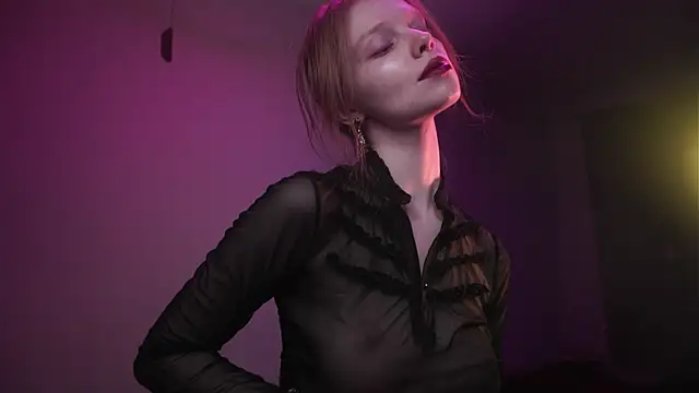 ginger hugs online show from 28, 11, 2025