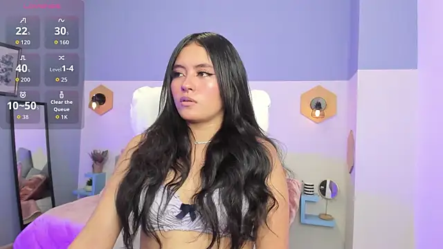 Snapshot of Chloe_fischer_ chatting on 7, 11, 2025 Chloe fischer online show from 7, 11, 2025