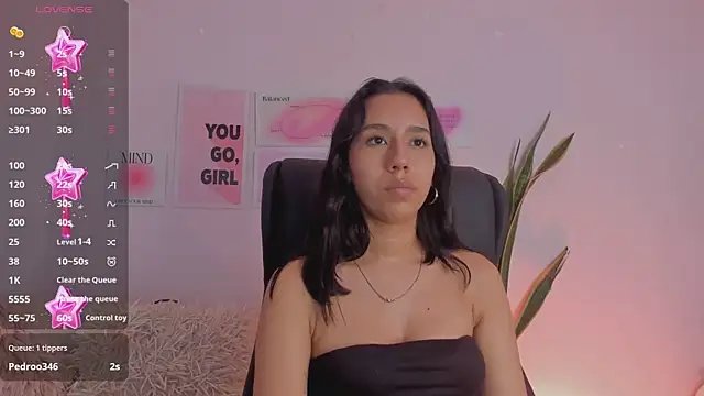 Snapshot of MissSussy chatting on 31, 12, 2024 MissSussy online show from 31, 12, 2024