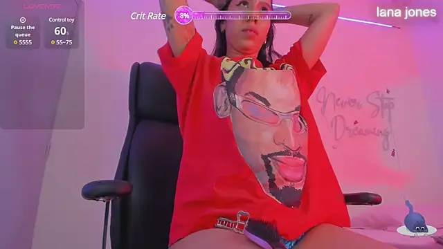 Snapshot of MissSussy chatting on 4, 3, 2025 MissSussy online show from 4, 3, 2025