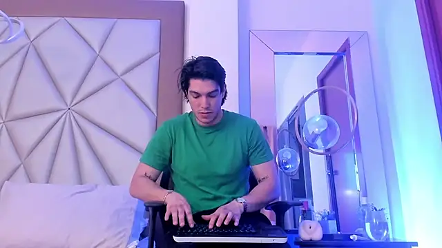 Karimferrer online show from 12, 12, 2024