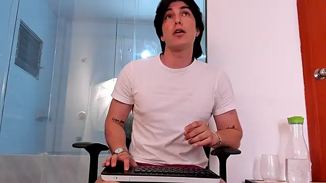 Karimferrer online show from 20, 1, 2025