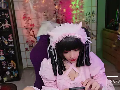 Snapshot of Sara_Skys00 chatting on 7, 8, 2026 Sara Skys00 online show from 7, 8, 2026