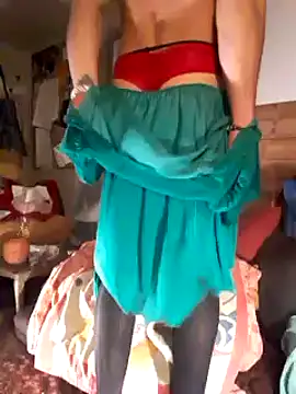 Snapshot of willinganalslut2 chatting on 11, 12, 2024 willinganalslut2 online show from 11, 12, 2024