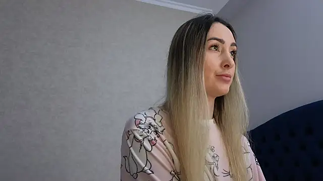 Snapshot of kimmie_meow chatting on 7, 3, 2025 kimmie meow online show from 7, 3, 2025