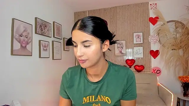 Kimm khalifa online show from 20, 2, 2025