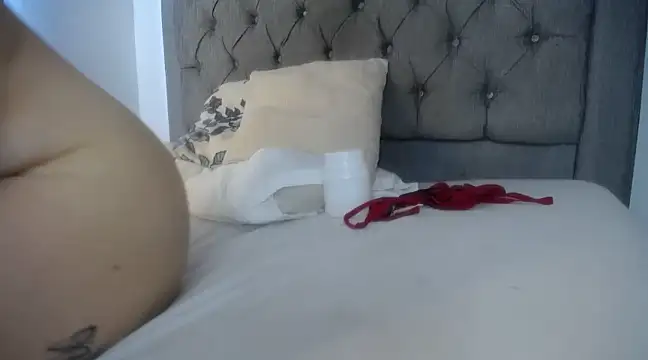 Lillebbw online show from 1, 2, 2025