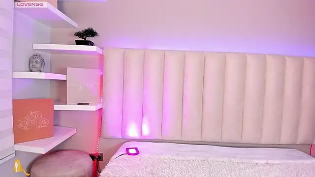 Sally  Walker online show from 20, 11, 2025