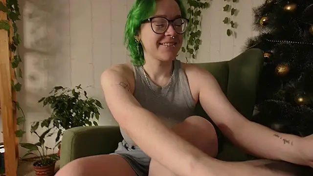 alisahug online show from 28, 12, 2024