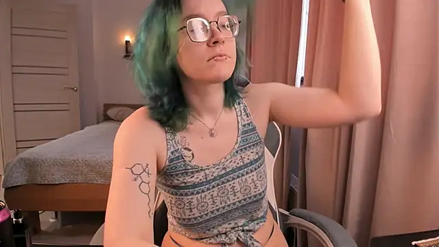 alisahug online show from 19, 11, 2025