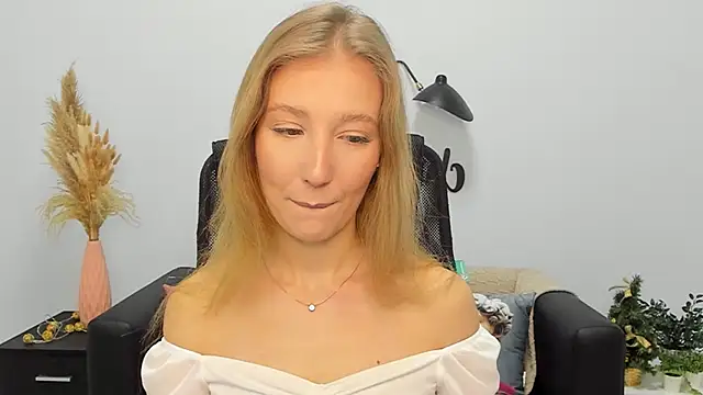 LolaWilsons online show from 29, 12, 2024