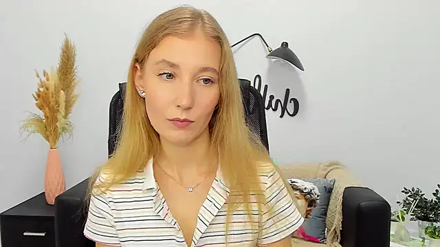 LolaWilsons online show from 11, 1, 2025