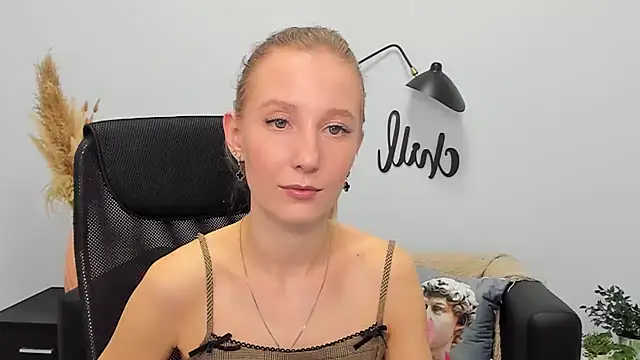 LolaWilsons online show from 21, 3, 2025