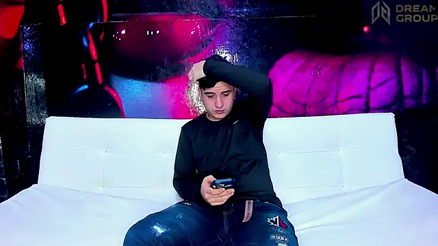 SlimLoves online show from 5, 11, 2025